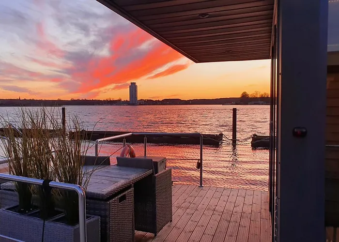 Hausboot Fjord Dory Mit Biosauna In Schleswig